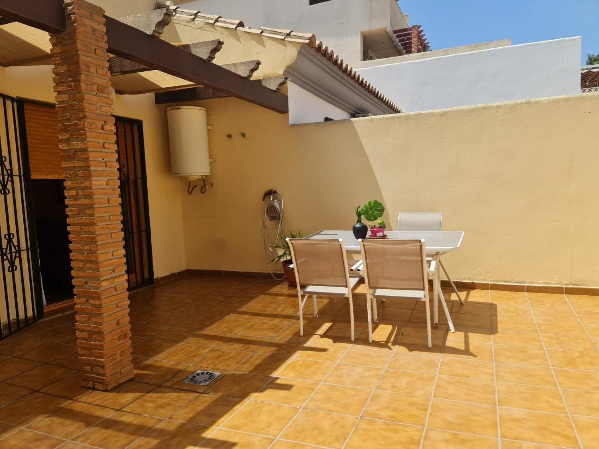 Apartamentos Benalmarina Malaga Exterior photo