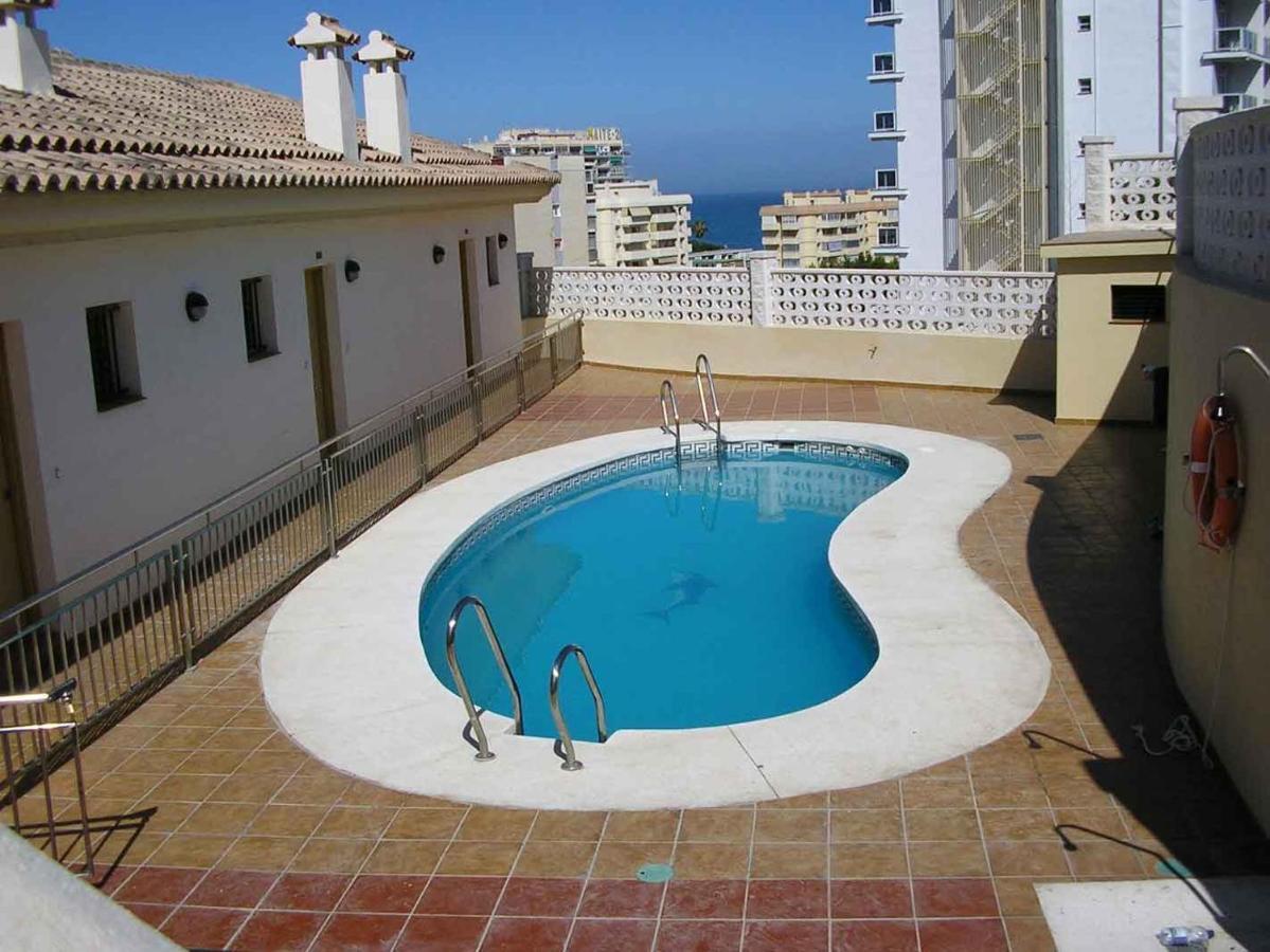 Apartamentos Benalmarina Malaga Exterior photo